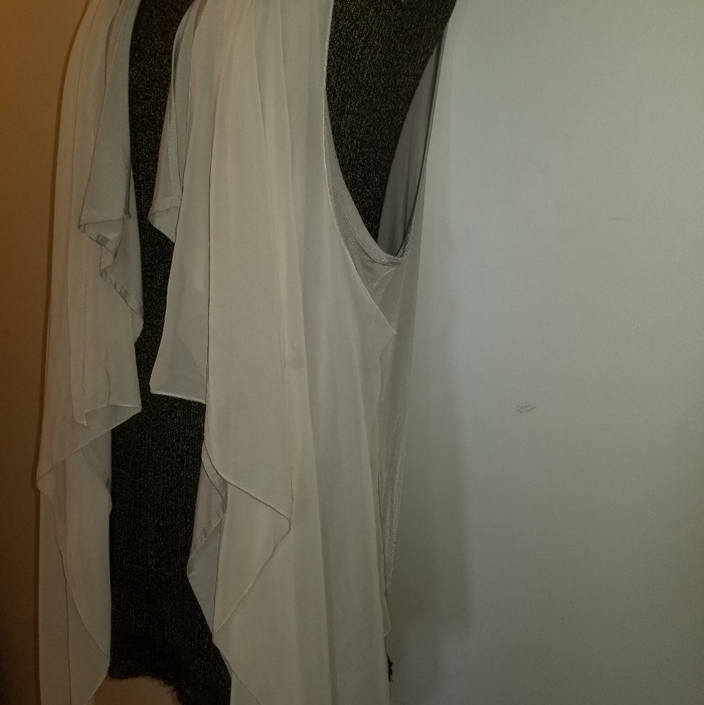 Elegant White Light Green Sleeveless Blouse